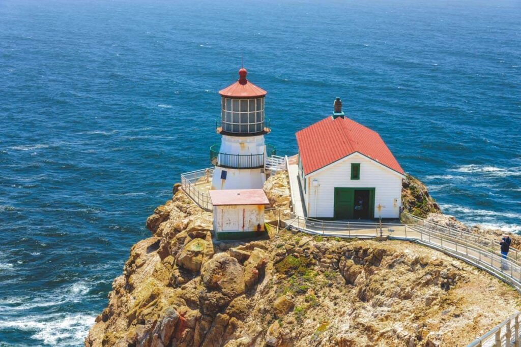 Point Reyes lighthouse for Point Reyes hikes