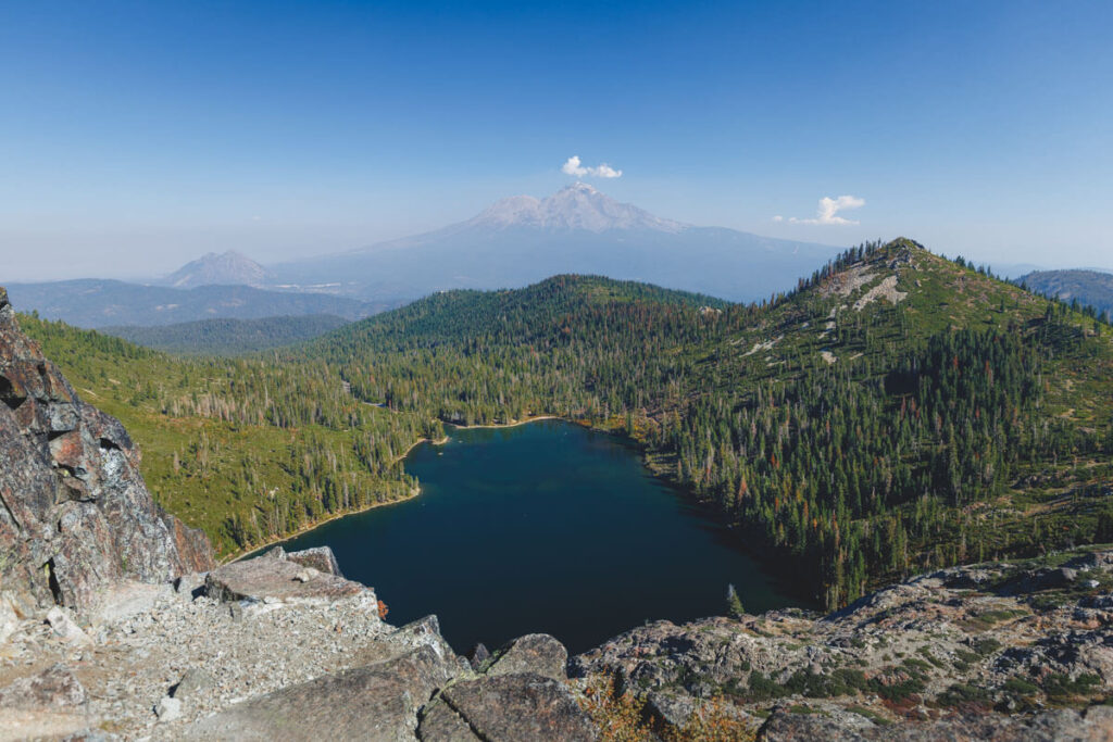 A view right over heart lake with Mount Shashta in the distance.