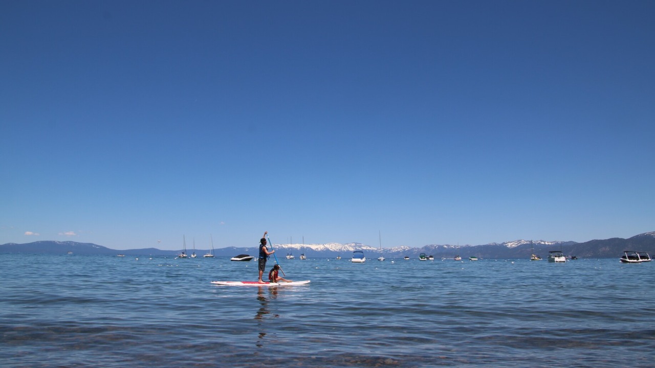 paddle board lake
